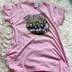 Light Pink Aerosmith Never Worn Before Tee🎸👚